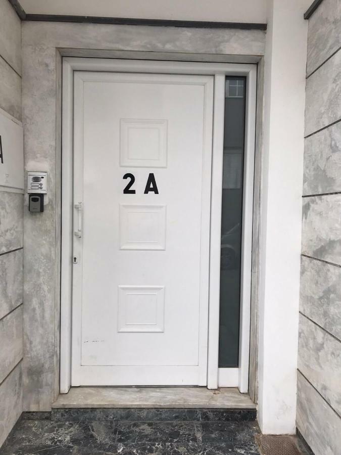 Central 2-Bedroom Luxury Apartment Iraklio Exterior foto